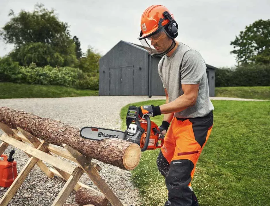 Husqvarna 435 II  moottorisaha